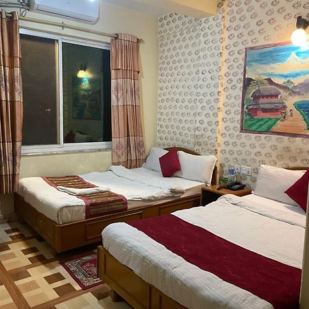 The Tranqulity Inn Pokhara Esterno foto